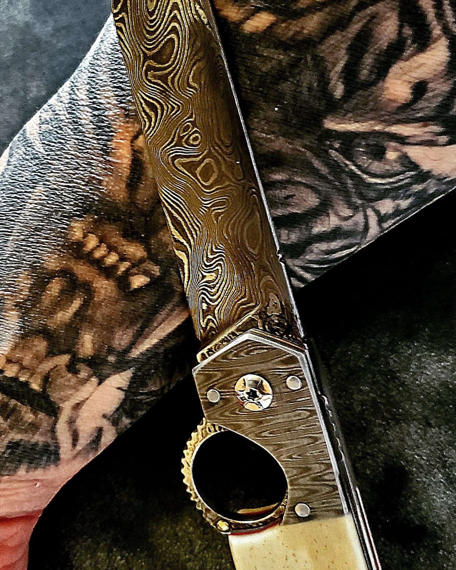Le Résiliant Tanto — Acier D2